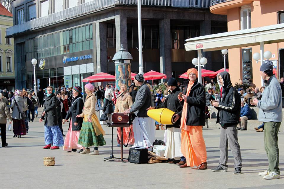 street performers in zagreb