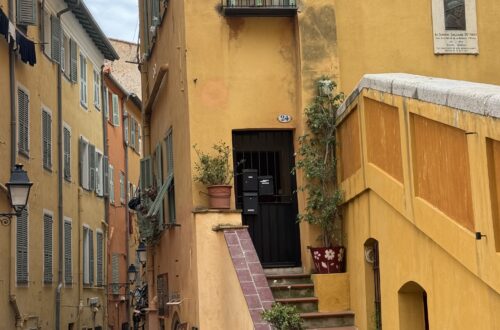 best time to visit menton